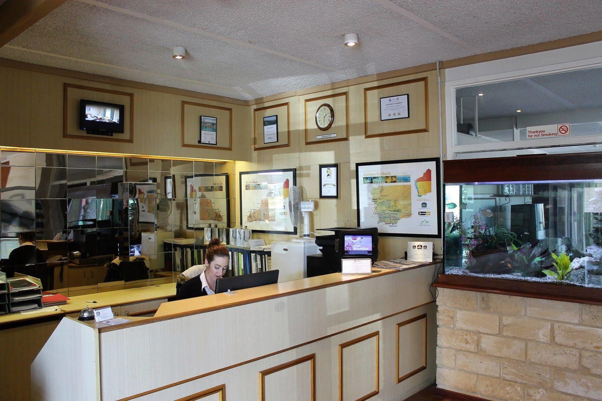 Motel Hospitality Surestay Collection By Best Western 3*